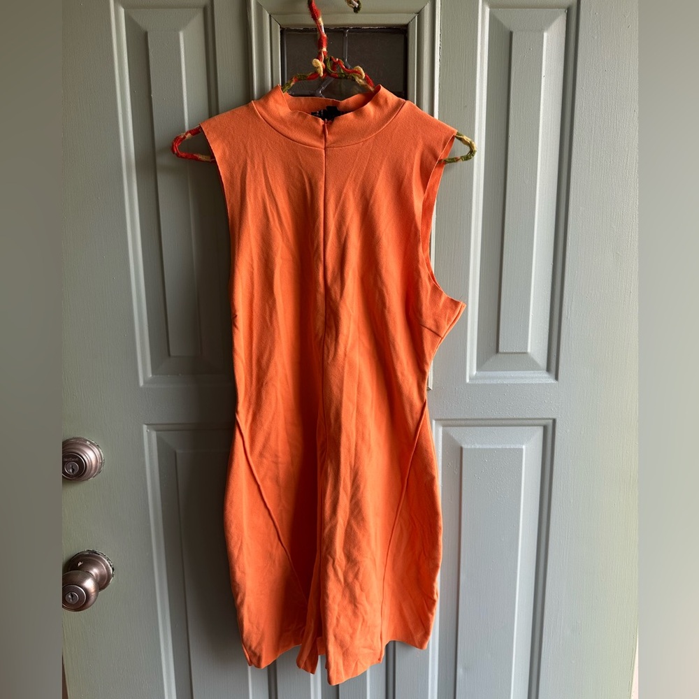 THE CUTEST Vintage Orange Jumper